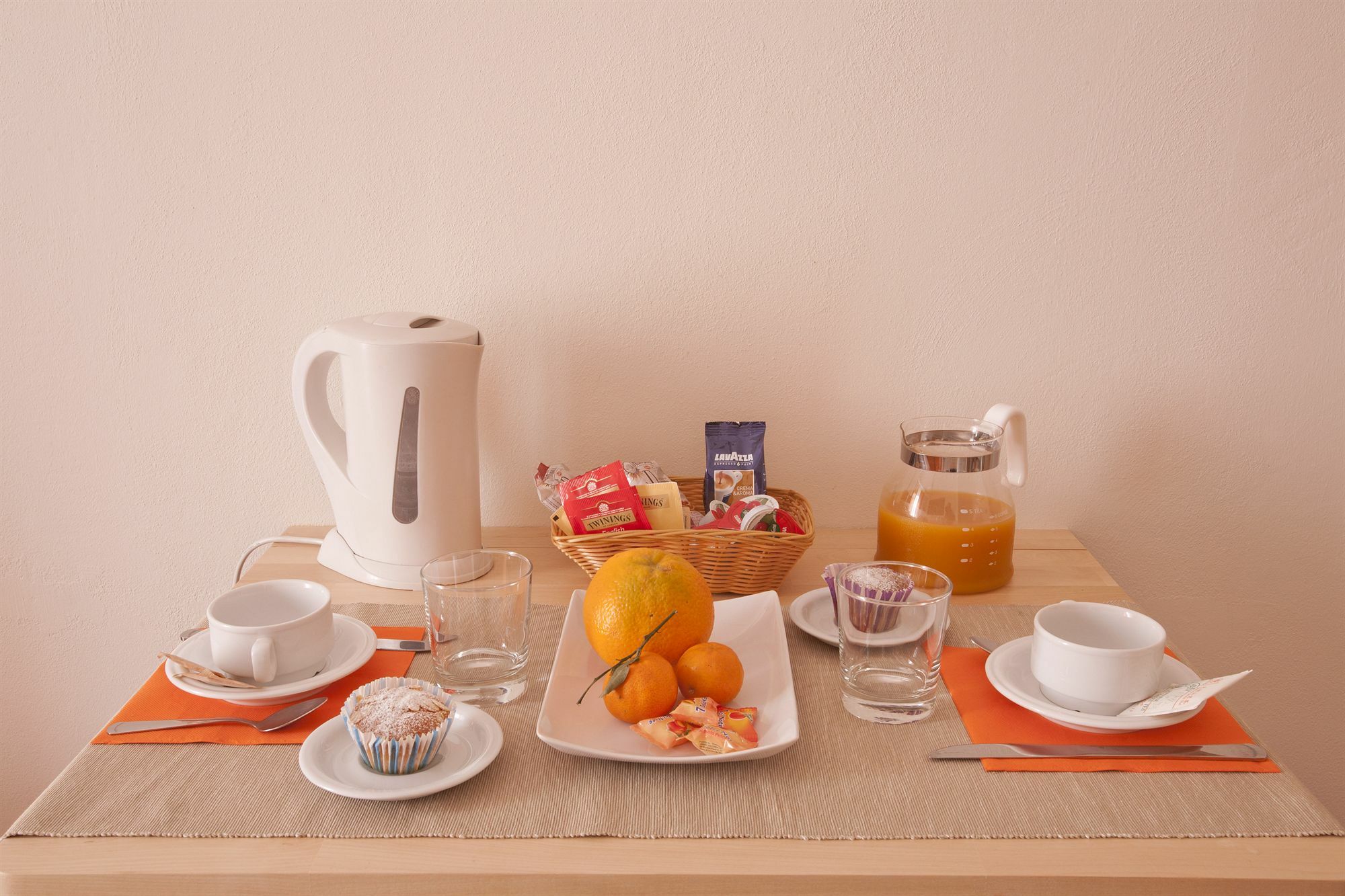 Domus Victoria Guest House Рим Экстерьер фото