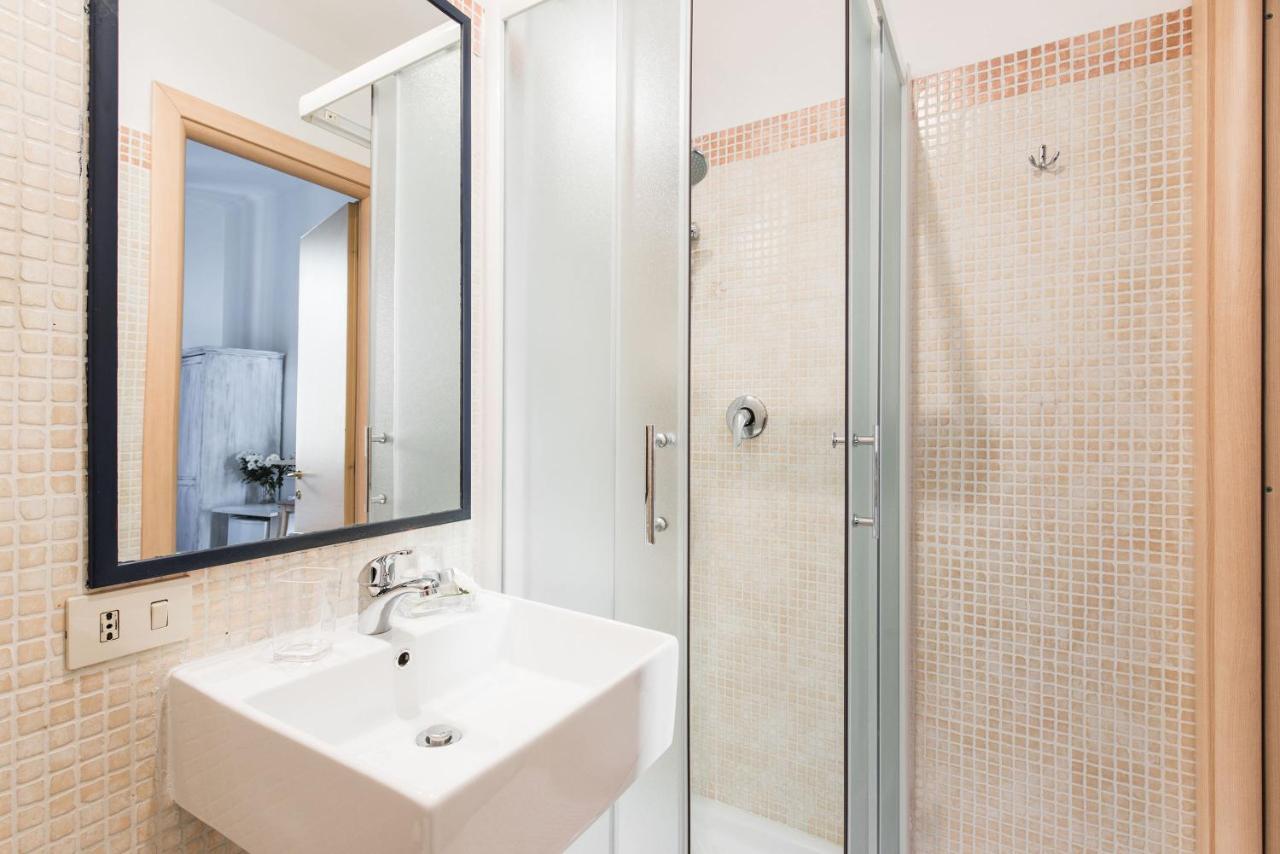 Domus Victoria Guest House Рим Экстерьер фото