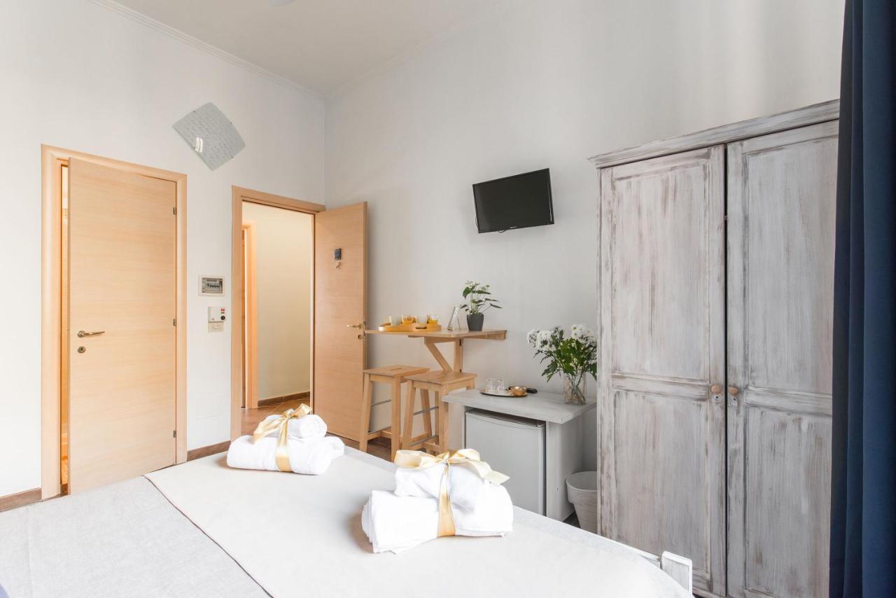 Domus Victoria Guest House Рим Экстерьер фото