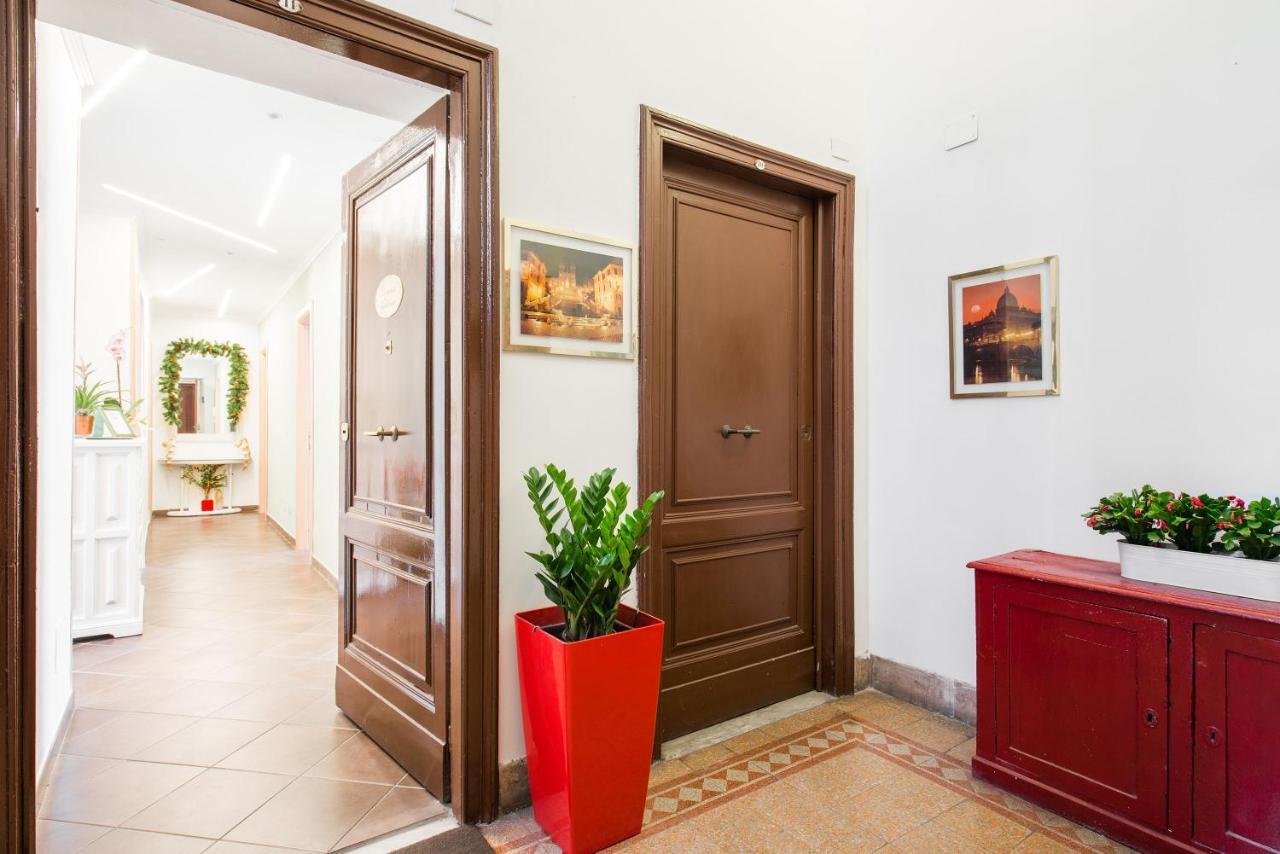 Domus Victoria Guest House Рим Экстерьер фото
