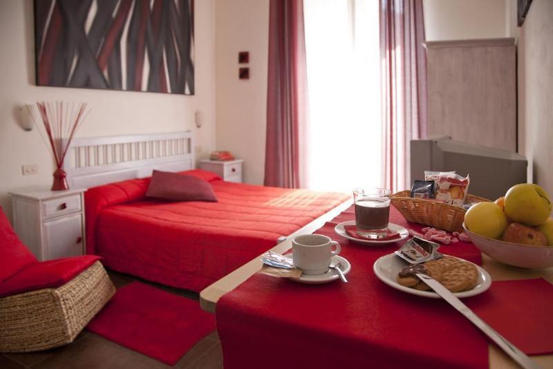 Domus Victoria Guest House Рим Экстерьер фото