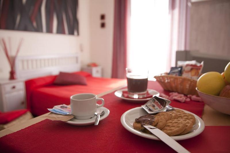 Domus Victoria Guest House Рим Экстерьер фото